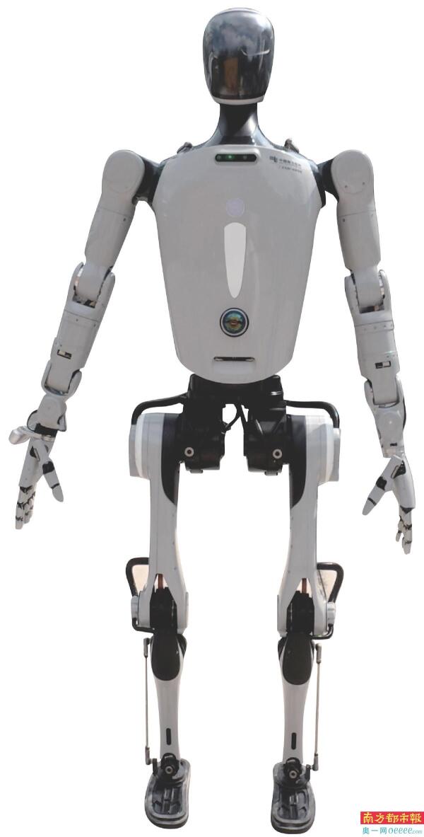 机器人加氢仅需5分钟 续航生命力超强(图3) 机器人加氢仅需5分钟 续航生命力超强(图3)