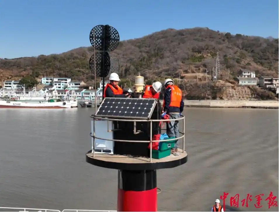 【中国水运网】国内首个舟山海域航标供电迈入“氢能时代”(图1) 【中国水运网】国内首个舟山海域航标供电迈入“氢能时代”(图1)